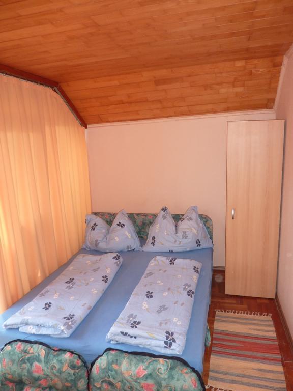 Vadasztanya Apartmanhazak Siofok Phòng bức ảnh