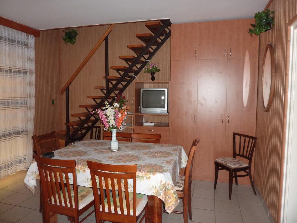 Vadasztanya Apartmanhazak Siofok Phòng bức ảnh