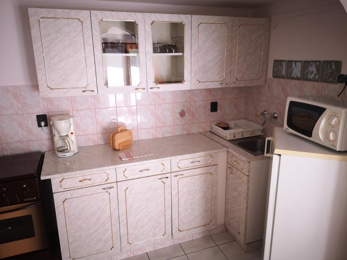 Vadasztanya Apartmanhazak Siofok Ngoại thất bức ảnh