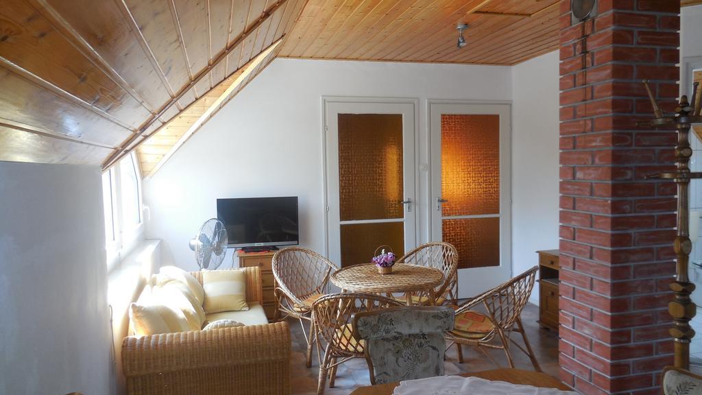 Vadasztanya Apartmanhazak Siofok Ngoại thất bức ảnh