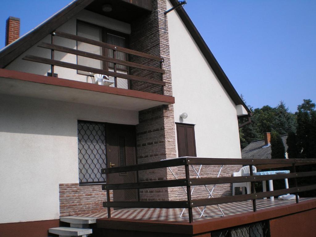 Vadasztanya Apartmanhazak Siofok Phòng bức ảnh
